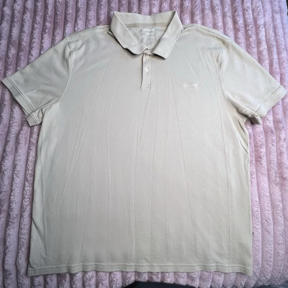 Calvin Klein Polo Shirt Mens XL Khaki Liquid Touch Short Sleeve‎ Casual Stretch